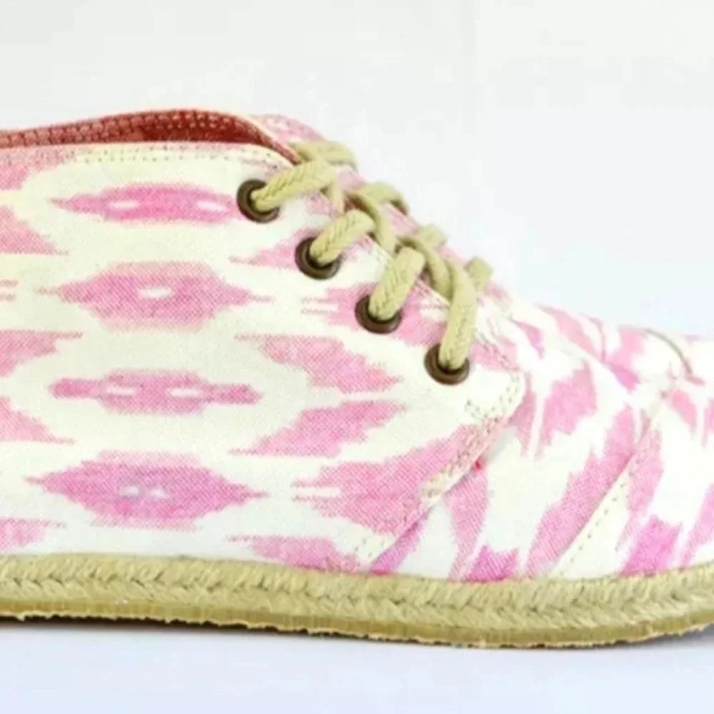 Brand New Without Box Women's TOMS Pink Ikat Espadrille Boots Sz 6